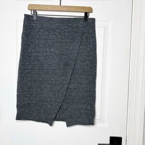 LOFT Size M Gray Knit Pencil Skirt Work Wear Comfy‎